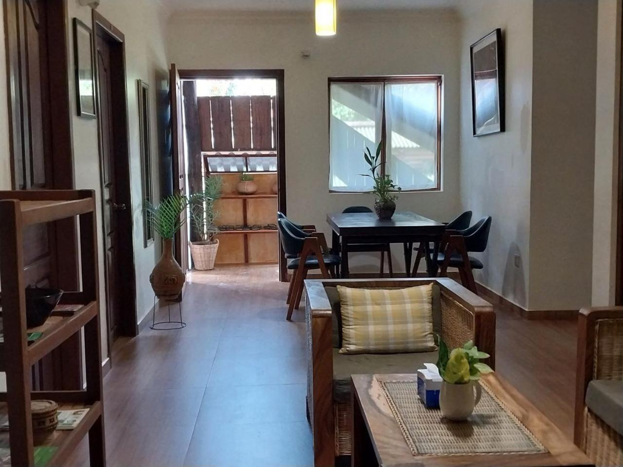 Angkor Dino B&B เสียมราฐ ภายนอก รูปภาพ