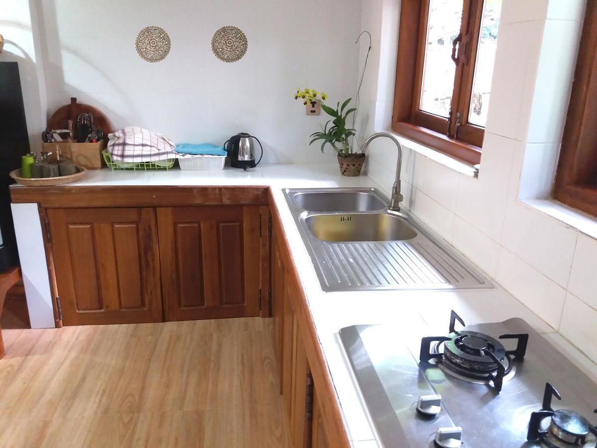 Angkor Dino B&B เสียมราฐ ภายนอก รูปภาพ