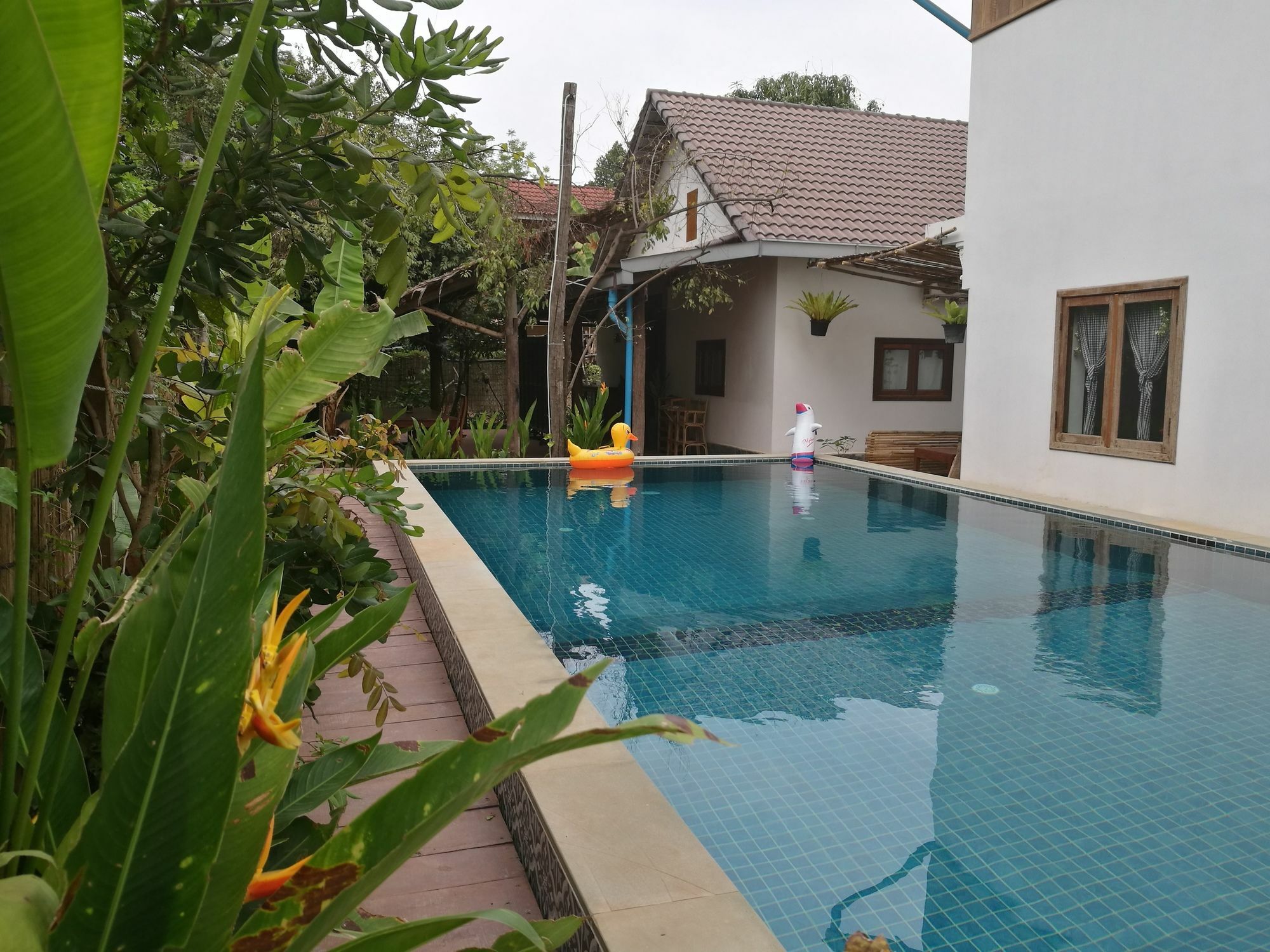 Angkor Dino B&B เสียมราฐ ภายนอก รูปภาพ